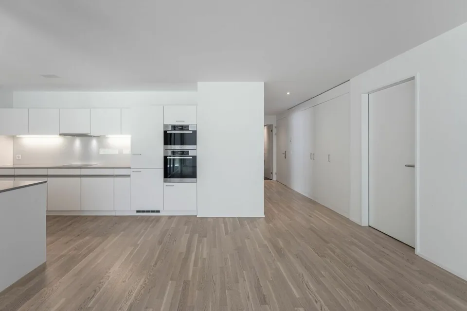 Moderne Eigentumswohnung mit eigenem Garten: 120 m² pures Grün