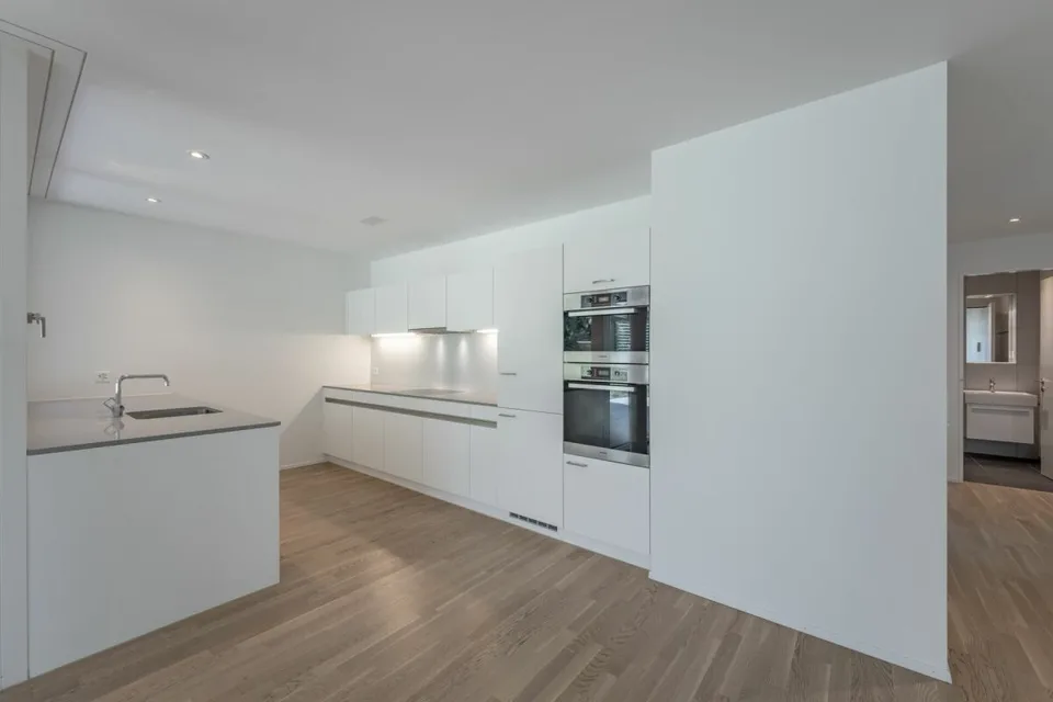 Moderne Eigentumswohnung mit eigenem Garten: 120 m² pures Grün