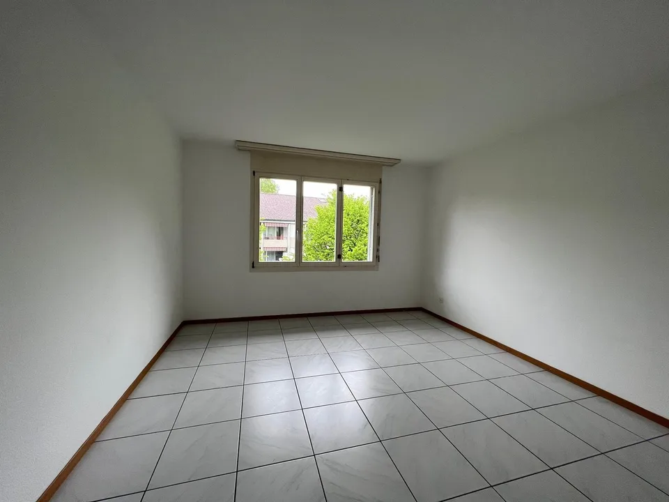 Beautiful, spacious 3.5-room apartment with new kitchen