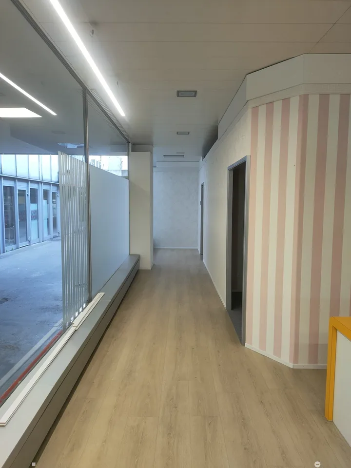 Locale commerciale