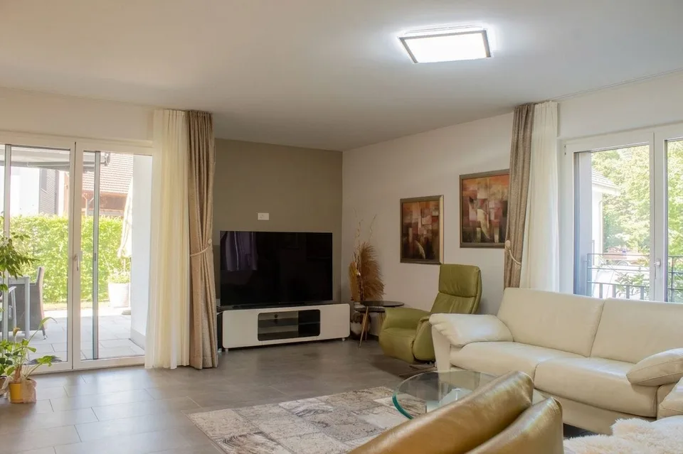 Mehr als eine Wohnung: Ihr eigenes Zuhause mit Garten