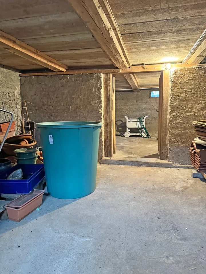 Casa per generazioni o due famiglie con spazio per tutto!