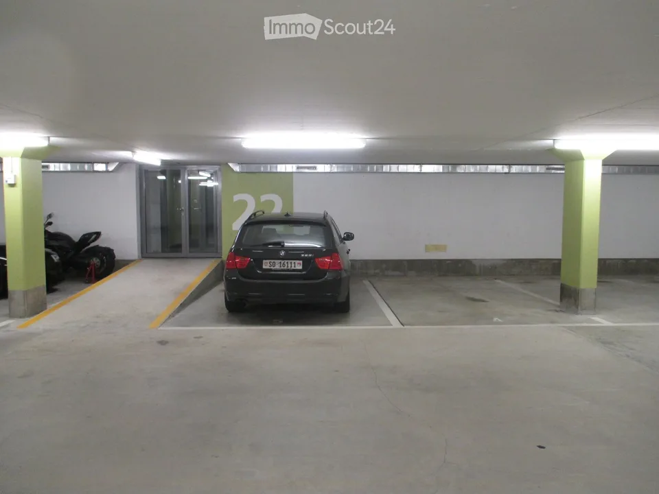 Ampio appartamento di 4.5 locali (circa 114 m2) con balcone coperto e 2 bagni