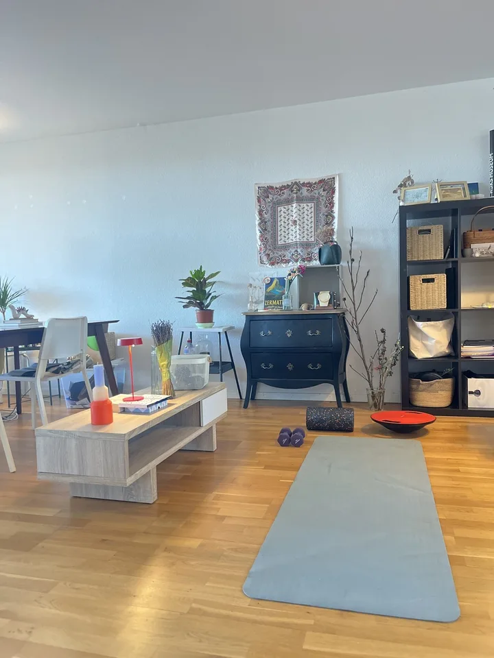 Moderne 3.5-Zimmer-Wohnung in Zug Zentrum - 6 Monate Untervermietung (Möbliert)