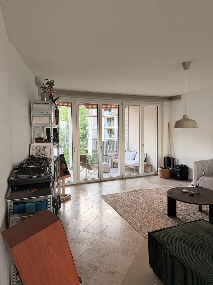 Zimmer in einer WG - ab September