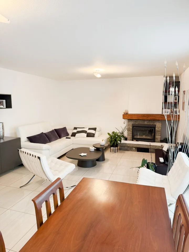 Beautiful 6.5 room house renovated to a medium to high standard with a garden.