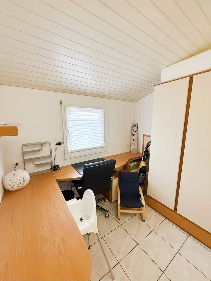 Beautiful 6.5 room house renovated to a medium to high standard with a garden.