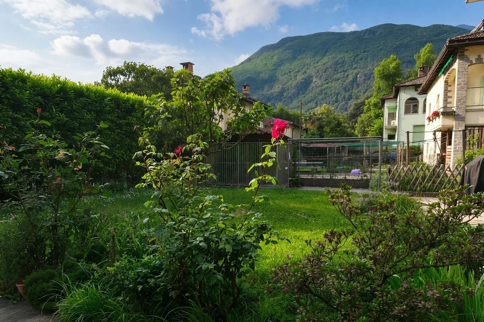 Bell'appartamento 4,5 ristrutturato con terrazzo a Bellinzona