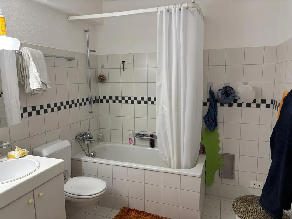 Zimmer in Duplex WG (Kocherpak) Room in shared duplex apartment