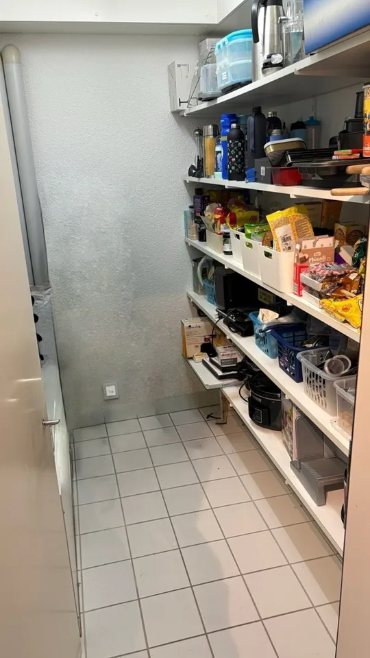 Zimmer in Duplex WG (Kocherpak) Room in shared duplex apartment