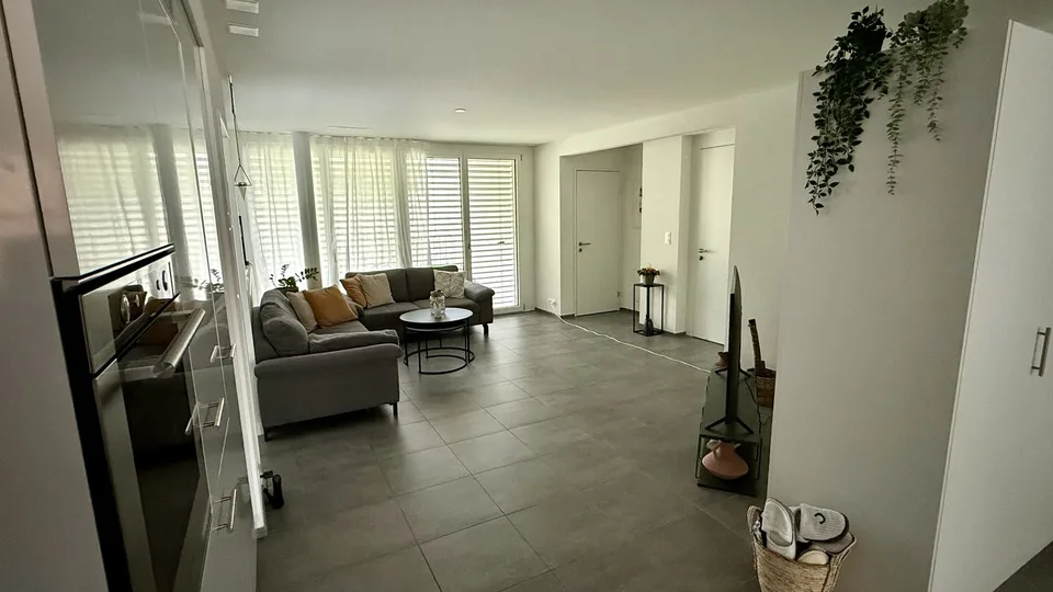 Appartement lumineux & moderne 3 pièces - location à court terme