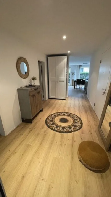 Appartamento con balcone e parcheggio ad Aarau