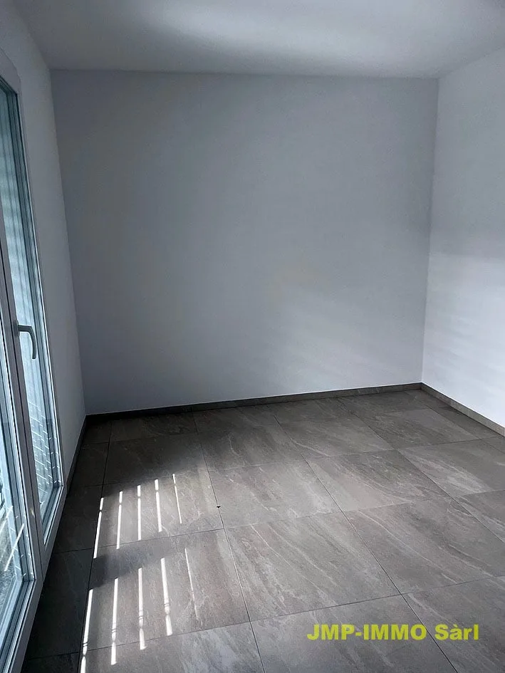 Sehr schönes Dachgeschoss-Apartment in kleiner PPE