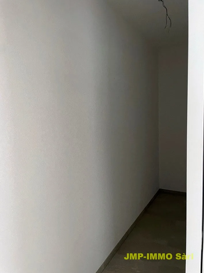 Sehr schönes Dachgeschoss-Apartment in kleiner PPE
