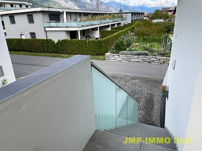 Sehr schönes Dachgeschoss-Apartment in kleiner PPE