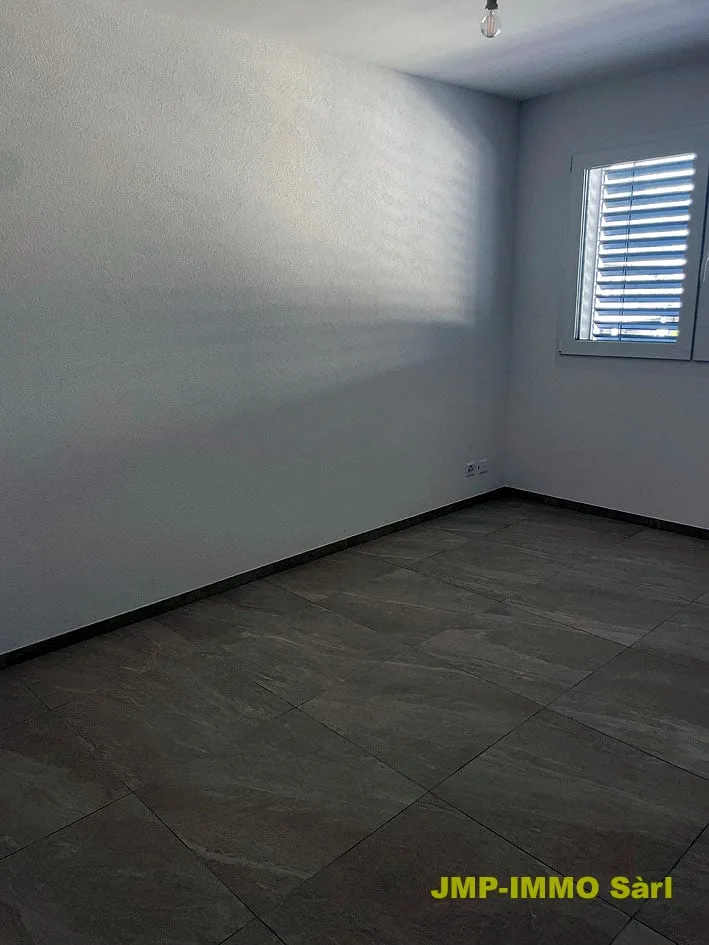 Sehr schönes Dachgeschoss-Apartment in kleiner PPE