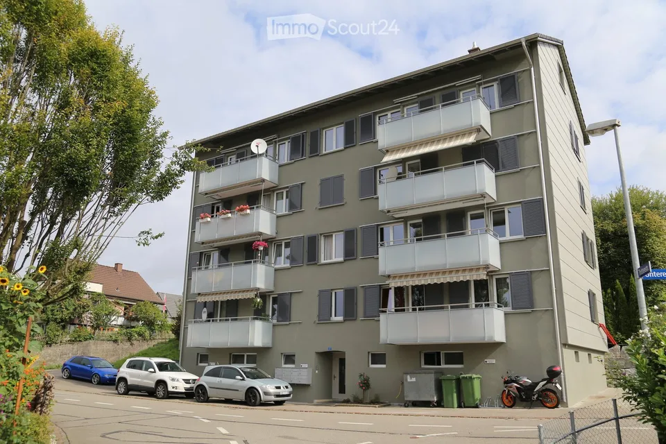 Mehrfamilienhaus mit 8 Wohnungen