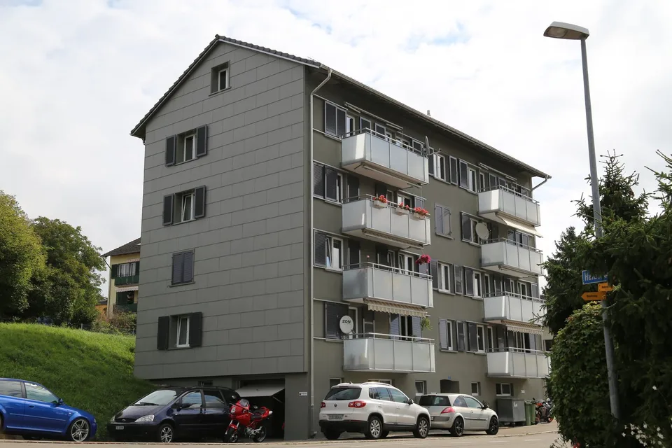 Mehrfamilienhaus mit 8 Wohnungen
