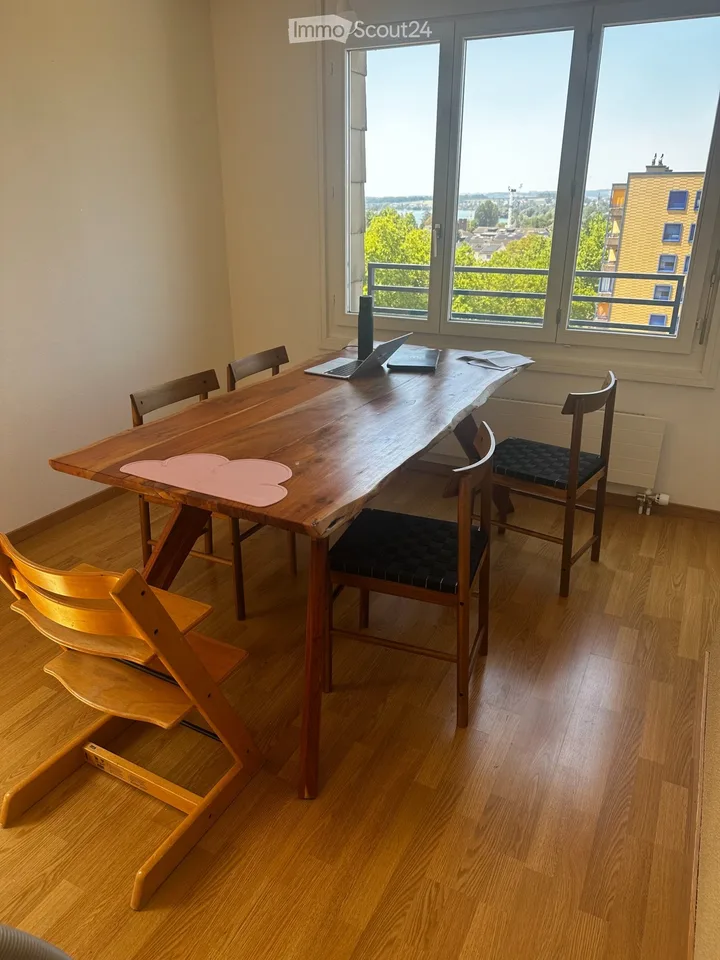Grand appartement en attique central et calme avec vue sur la mer