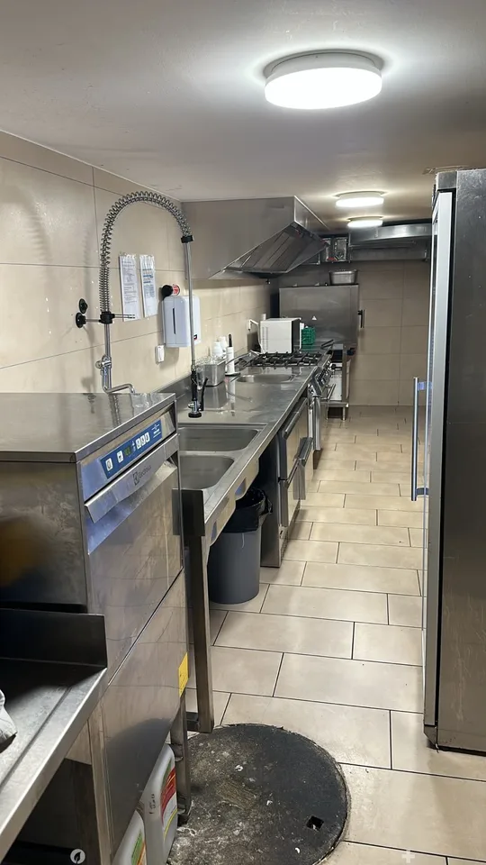 Stadtbekanntes Indian-Restaurant an Toplage an der Nidaugasse Biel zu übernehmen