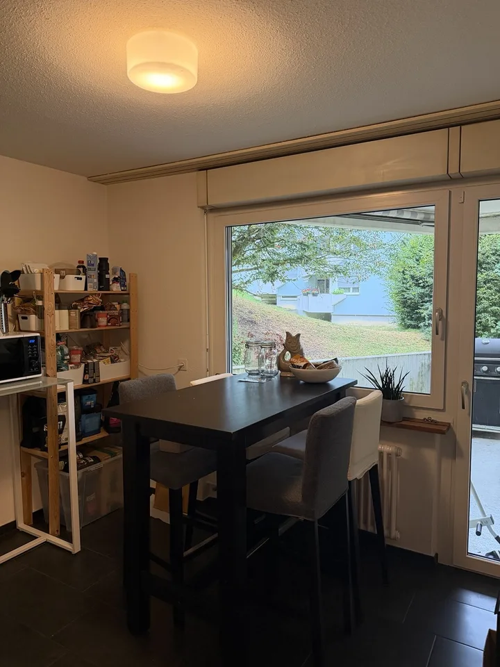 Schöne 2.5 Zimmer Wohnung in Schlieren