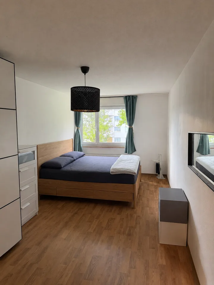 Schöne 2.5 Zimmer Wohnung in Schlieren