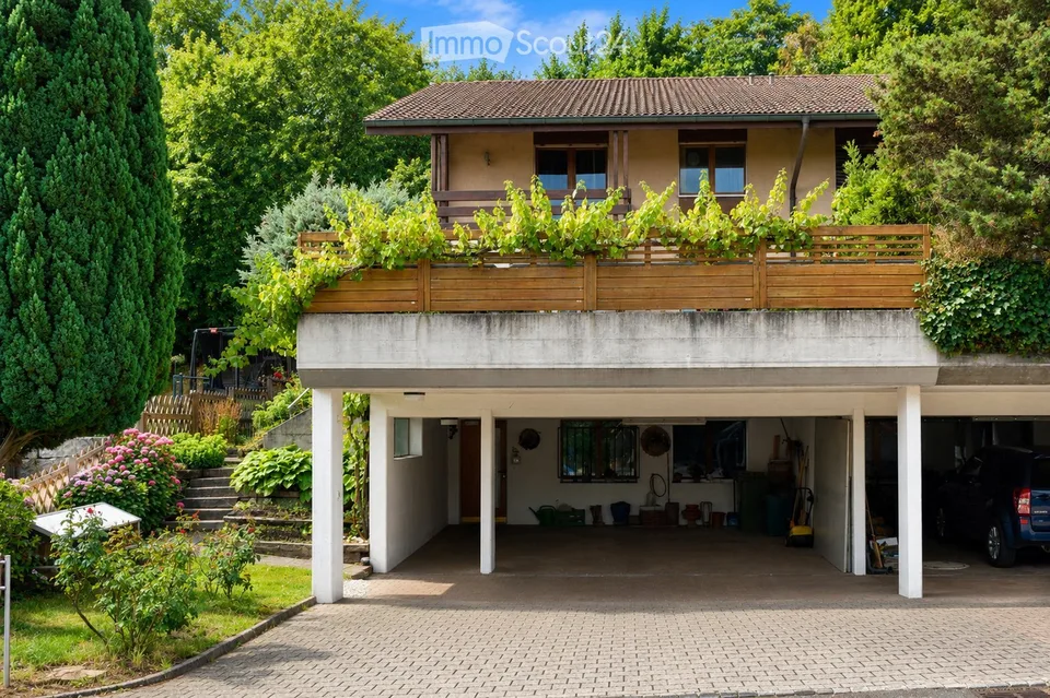 Charmantes 6.5-Zimmer-Reiheneinfamilienhaus an erhöhter, naturnaher Lage in Port