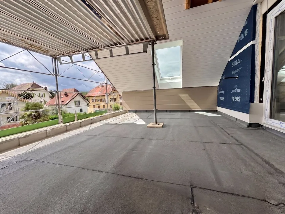 DERNIER LOT !!! Attique de 3.5 pces avec 2 grandes terrasses et parking couvert