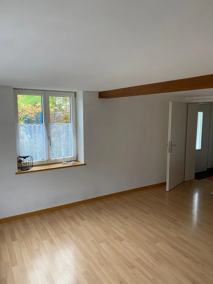 Cozy 6-room single-family house in a quiet location in Glarus