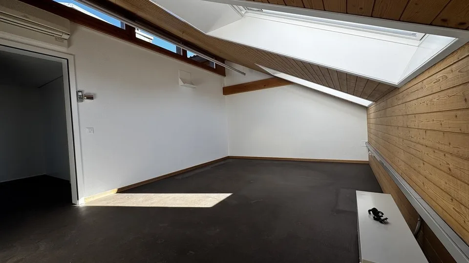 Espace de bureau au centre de Konolfingen