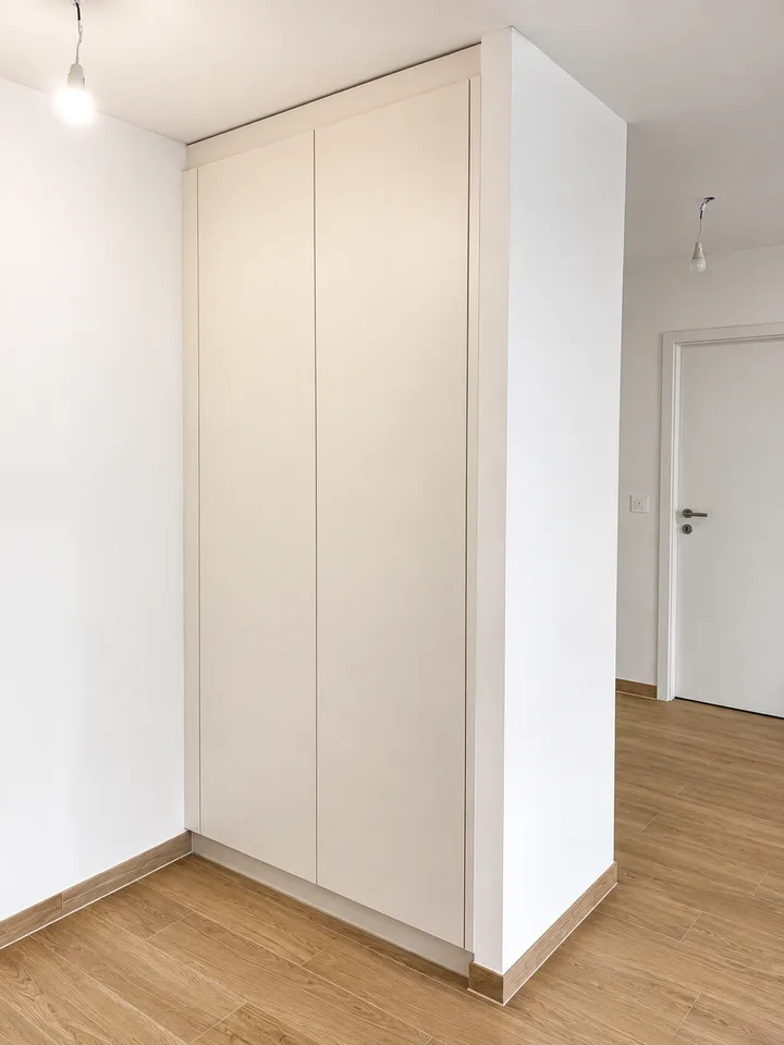 1er étage – Neuf – Places de parc intérieure – Grand balcon