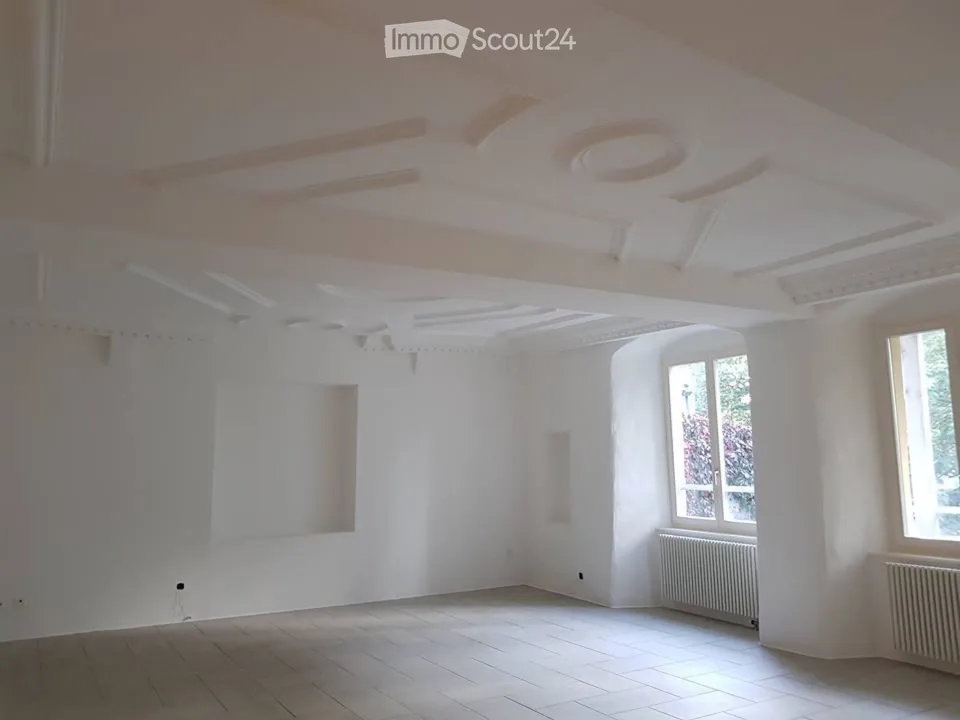 Spacious apartment in a quiet street of the old town