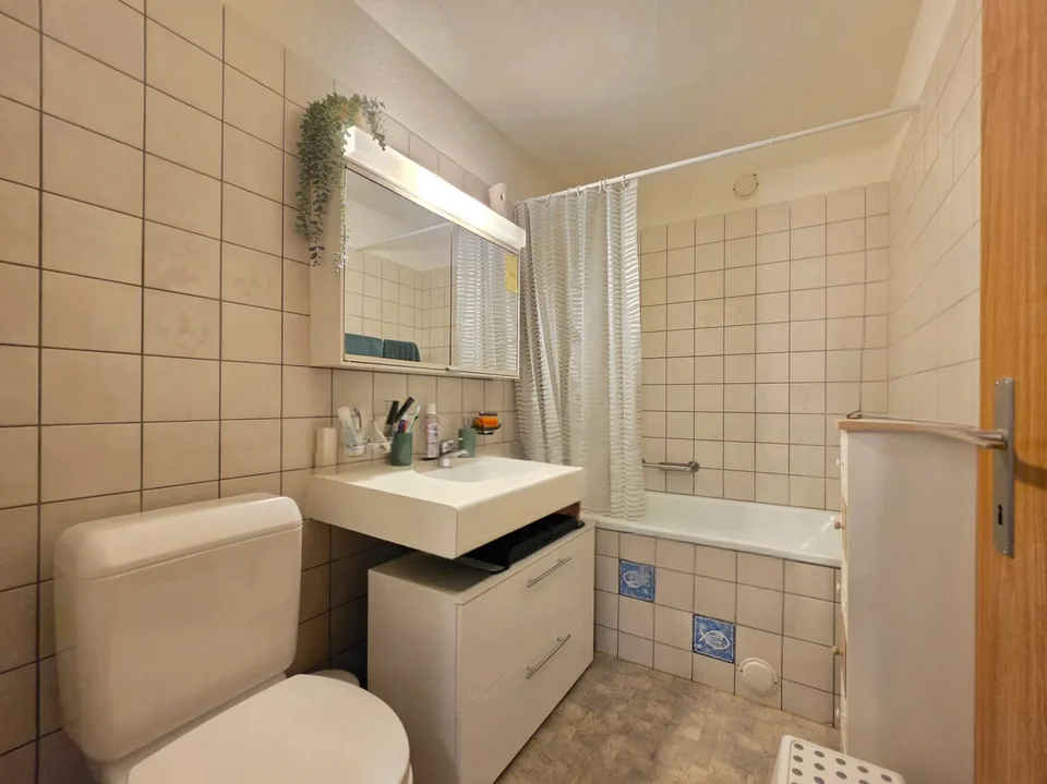 Charmante 3.5 Zimmer Wohnung mit Balkon