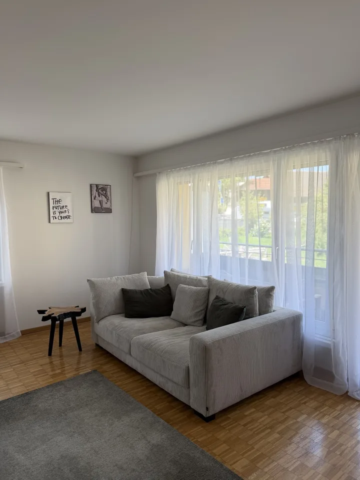 Appartement meublé de 2.5 pièces dans un endroit calme à Thalwil