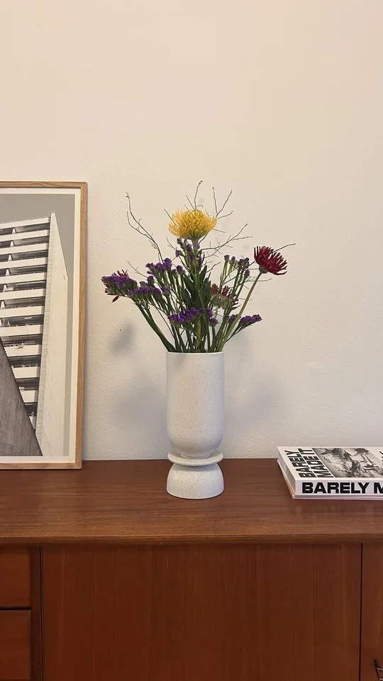 Furnished old building apartment in the heart of Wiedikon for subletting from early October to late November