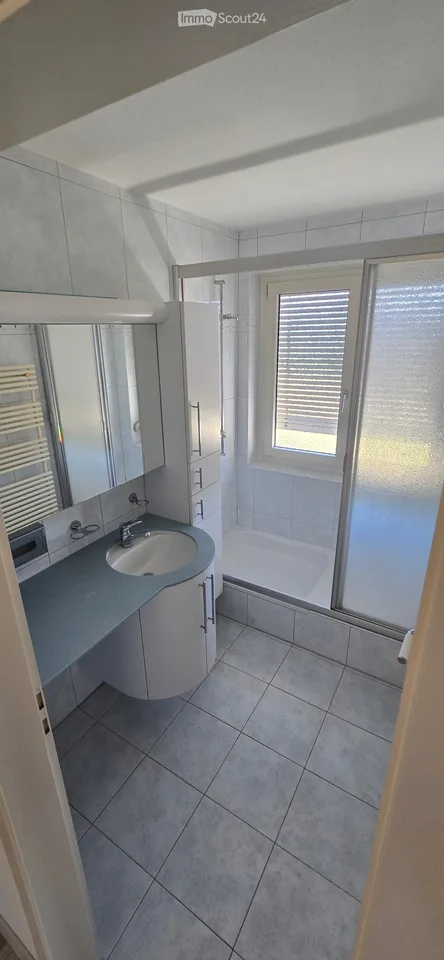 Spacious 5-room apartment with balcony and beautiful view in Zürich-Witikon