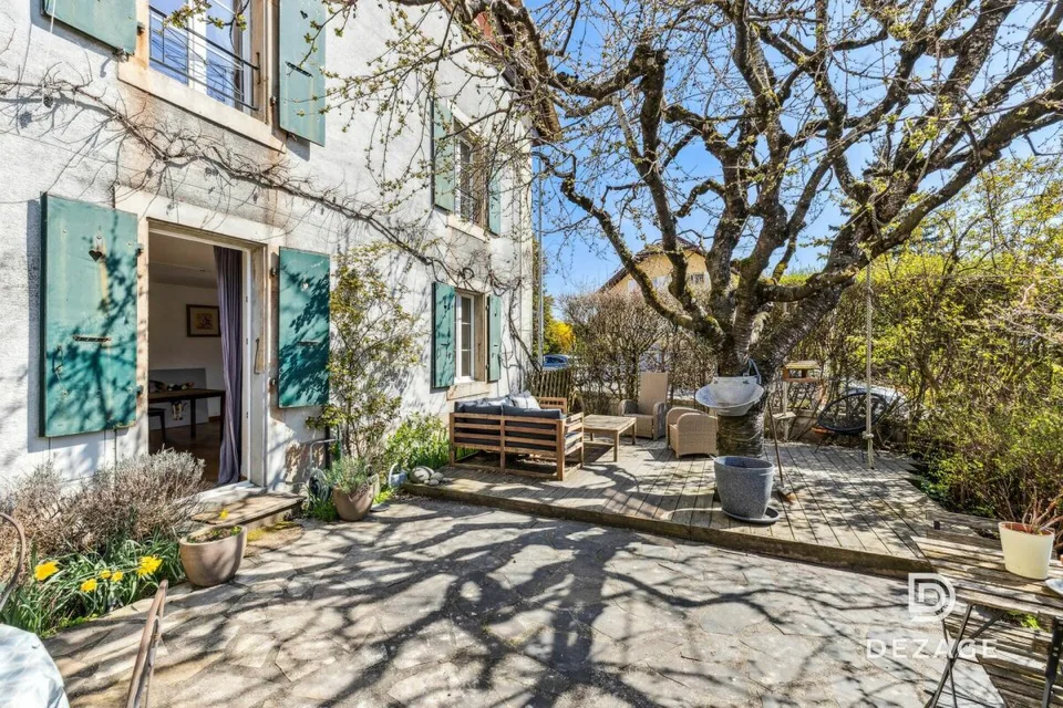 Splendid village house, 2 minutes from Echallens