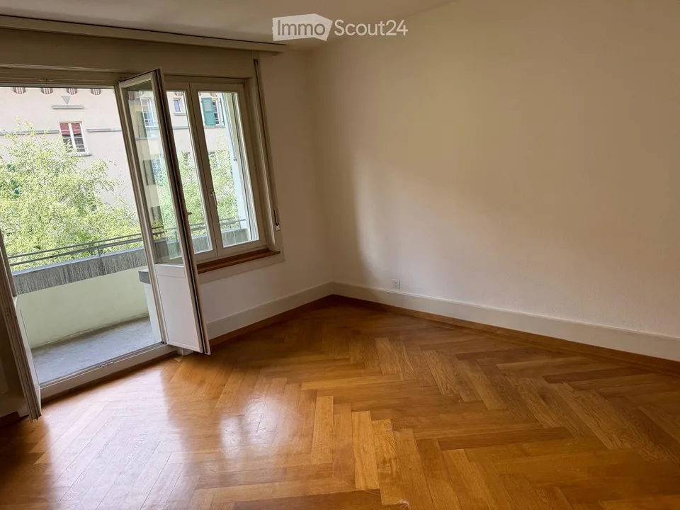 Helle 2-Zimmerwohnung mit Balkon im 3. OG – Bern Brückfeld