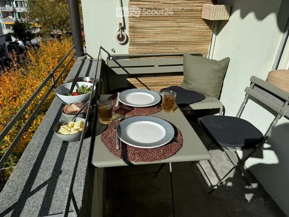Helle 2-Zimmerwohnung mit Balkon im 3. OG – Bern Brückfeld