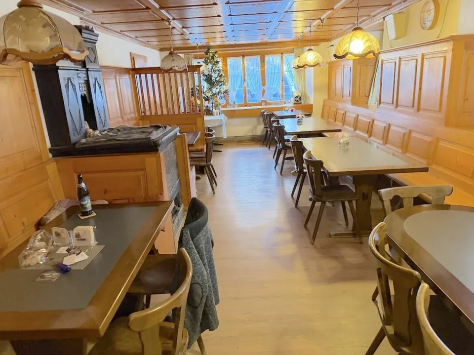 Beautiful guesthouse with apartment and guest wellness rooms for sale