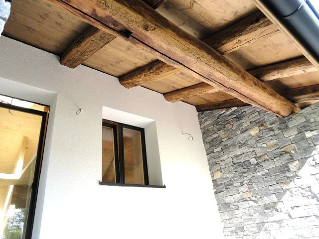 CHARMING VILLAGE HOUSE NEW AND ECOLOGICAL, WITH GARDEN AND PARKINGS