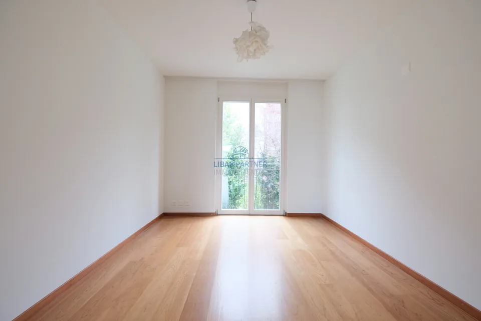 Attika-Maisonette mit unverbaubarem Weitblick über Binningen & Basel