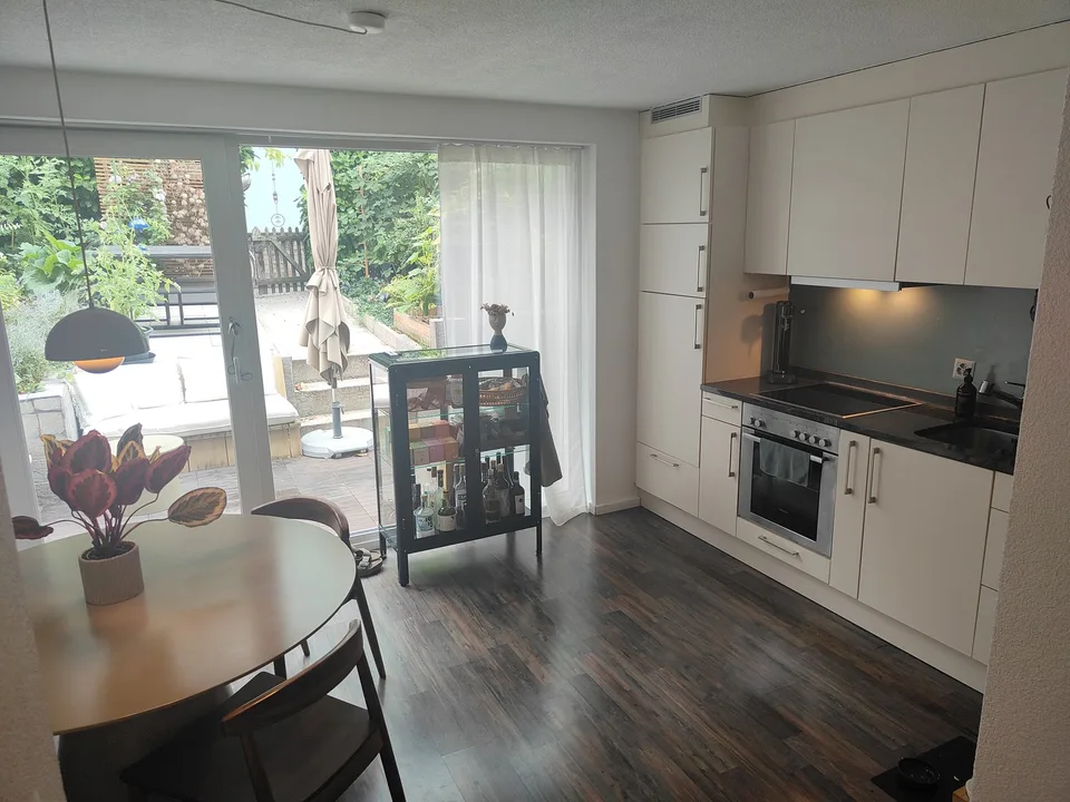 Recherche locataire à partir du 15.09.2026: appartement 1.5 pièces avec chambre à coucher séparée et jardin privé