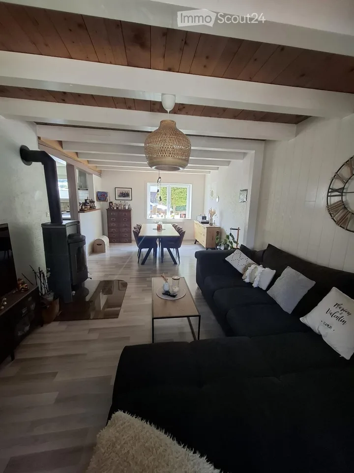 Charmante maison familiale de 7 pièces à Bressaucourt – Calme et nature au rendez-vous