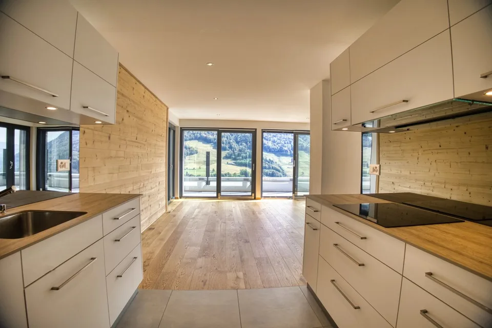 Luxuriöse 3.5-Zimmer-Wohnung mit Panoramaterrasse