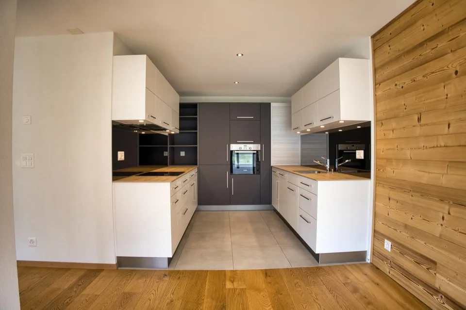 Luxuriöse 3.5-Zimmer-Wohnung mit Panoramaterrasse