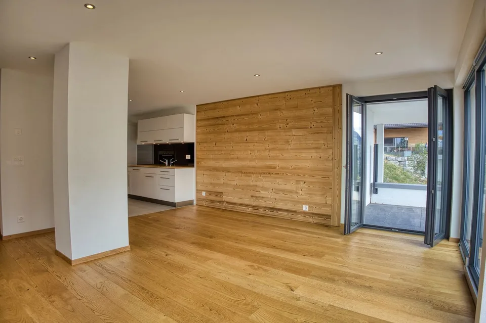 Luxuriöse 3.5-Zimmer-Wohnung mit Panoramaterrasse