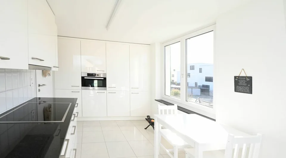 zu vermieten 4 Zi-Wohnung mit Essküche OG Kopie