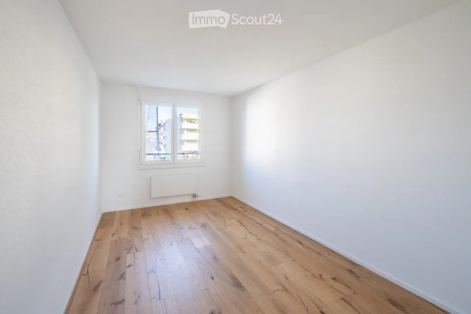 Erstvermietung nach Totalsanierung - 3.5-Zi. Wohnung im 1. OG