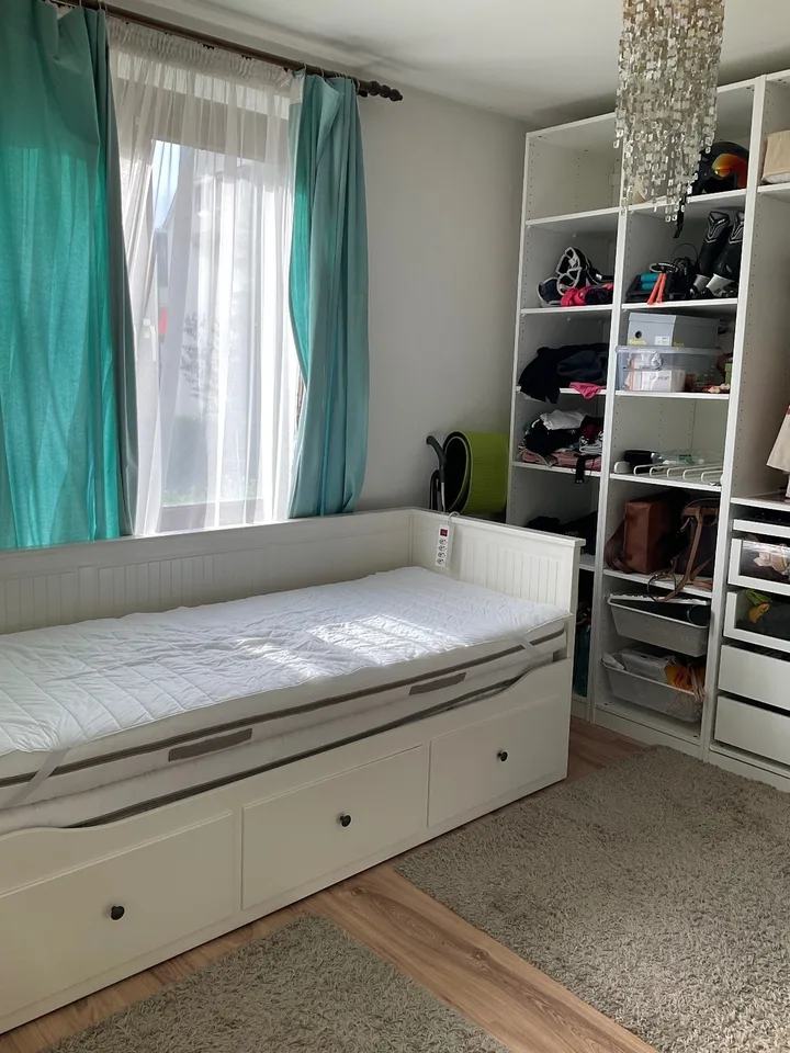 Furnished Room to Sublet in Wiedikon Available from 01.12.2025